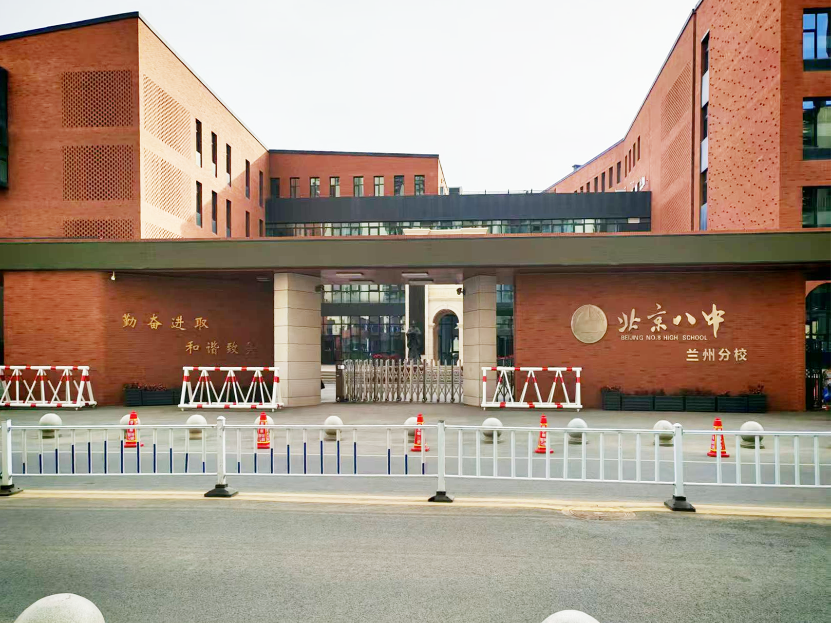 ���������m�ݷ�У�Ŀ��